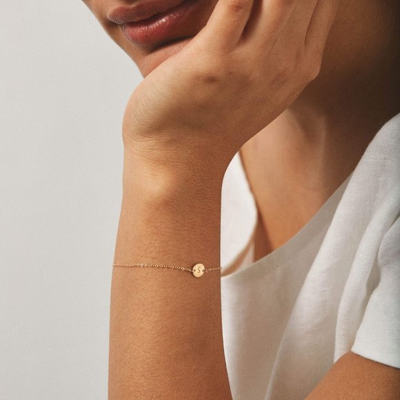 Minimalist Initial Letter Pendant Simple Bracelet - Picture 2 of 15